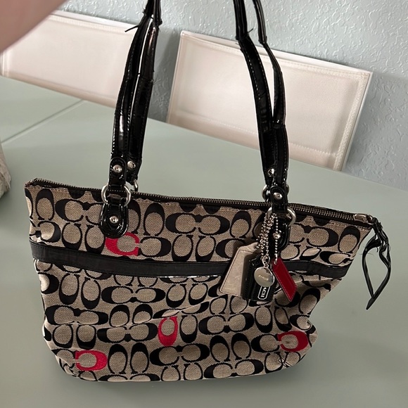 𝗖𝗼𝗮𝗰𝗵 purse - Picture 1 of 6